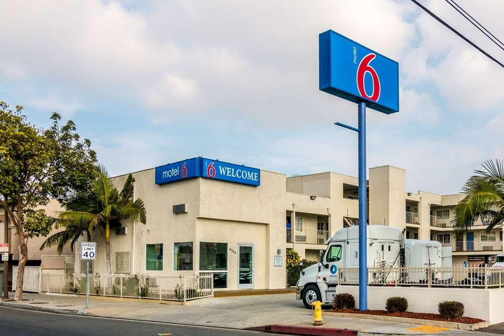 Motel 6 Bell Gardens Dış mekan fotoğraf