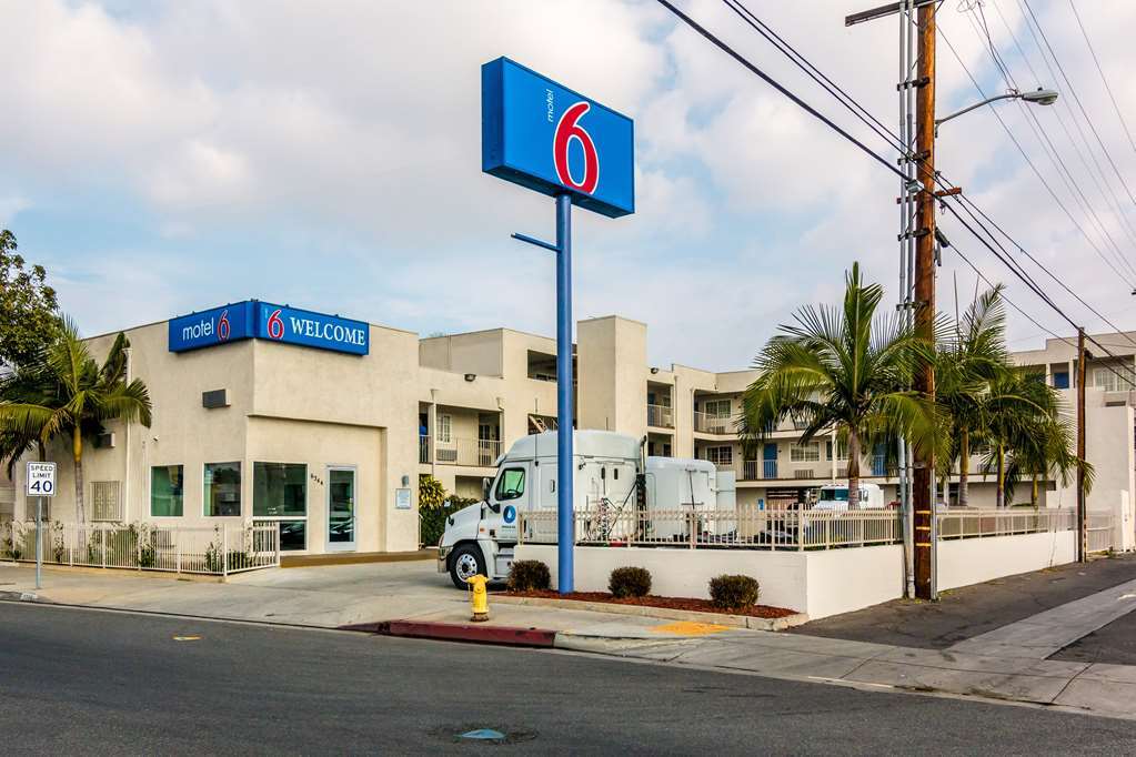 Motel 6 Bell Gardens Dış mekan fotoğraf